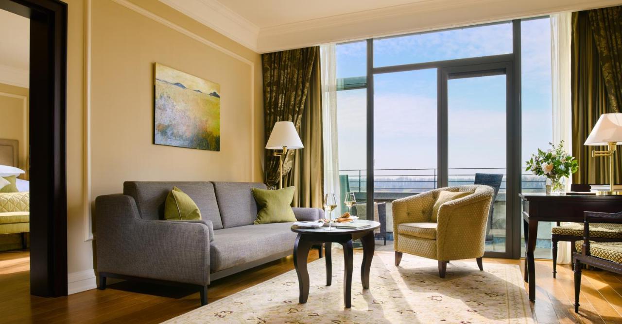 Castlemartyr Resort Hotel Εξωτερικό φωτογραφία