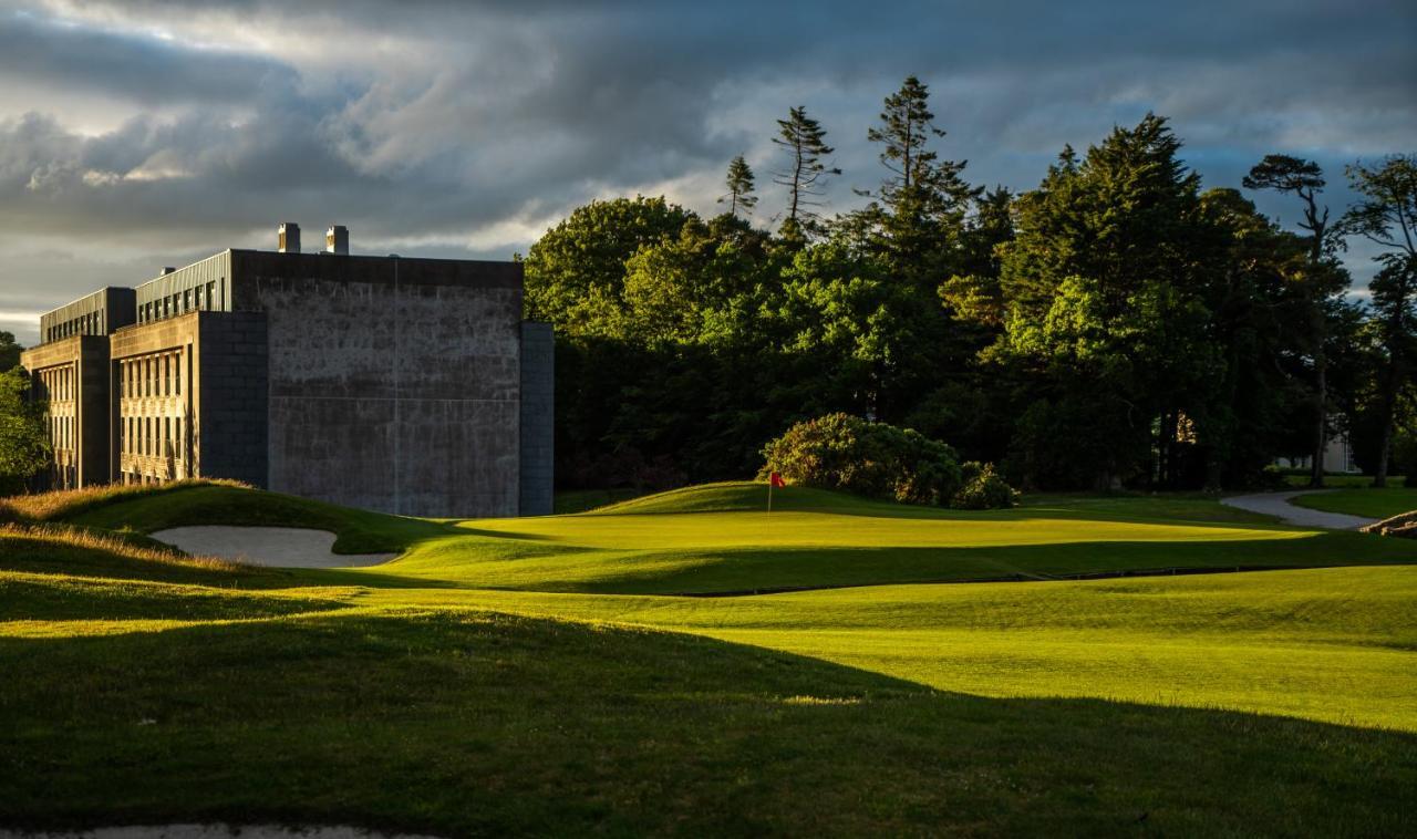 Castlemartyr Resort Hotel Εξωτερικό φωτογραφία The 18th green