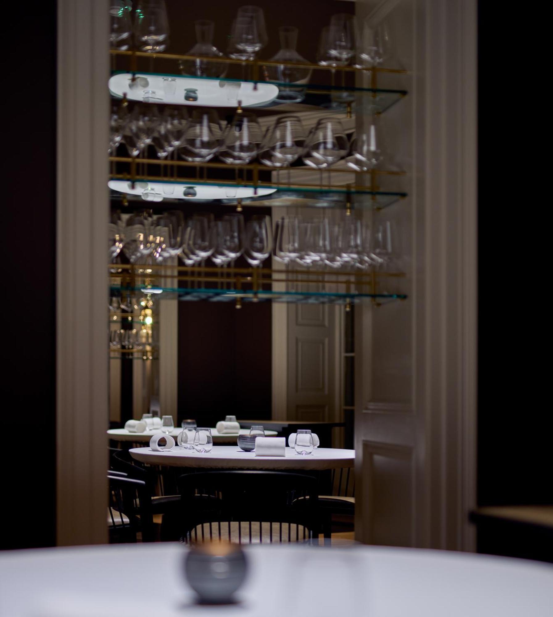 Castlemartyr Resort Hotel Εξωτερικό φωτογραφία A wine rack