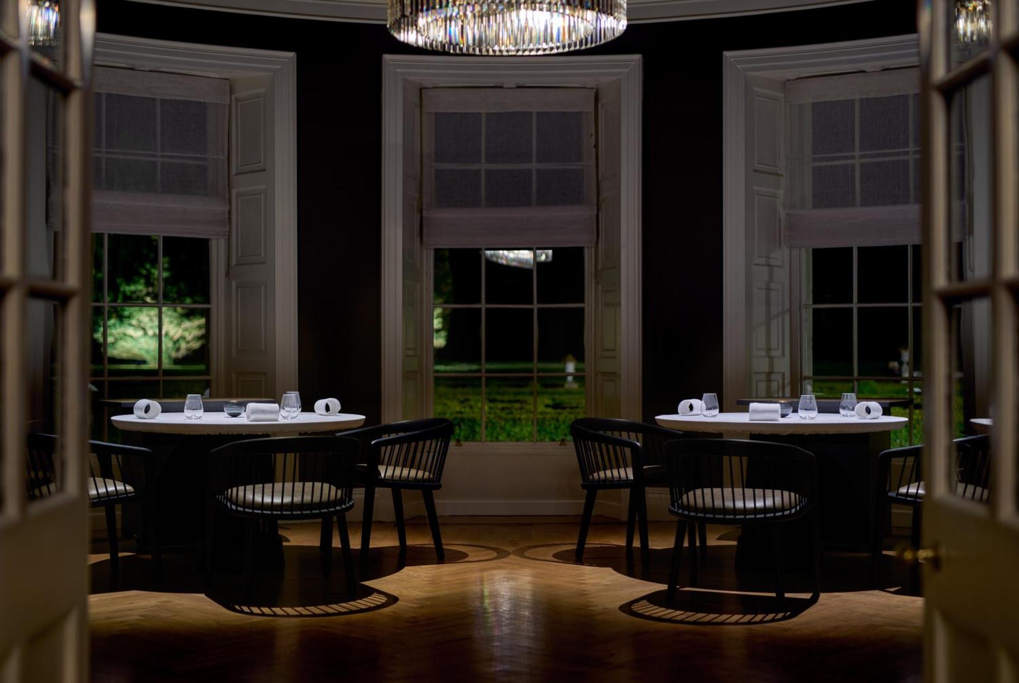 Castlemartyr Resort Hotel Εξωτερικό φωτογραφία The dining room at The Ivy, St John's Wood